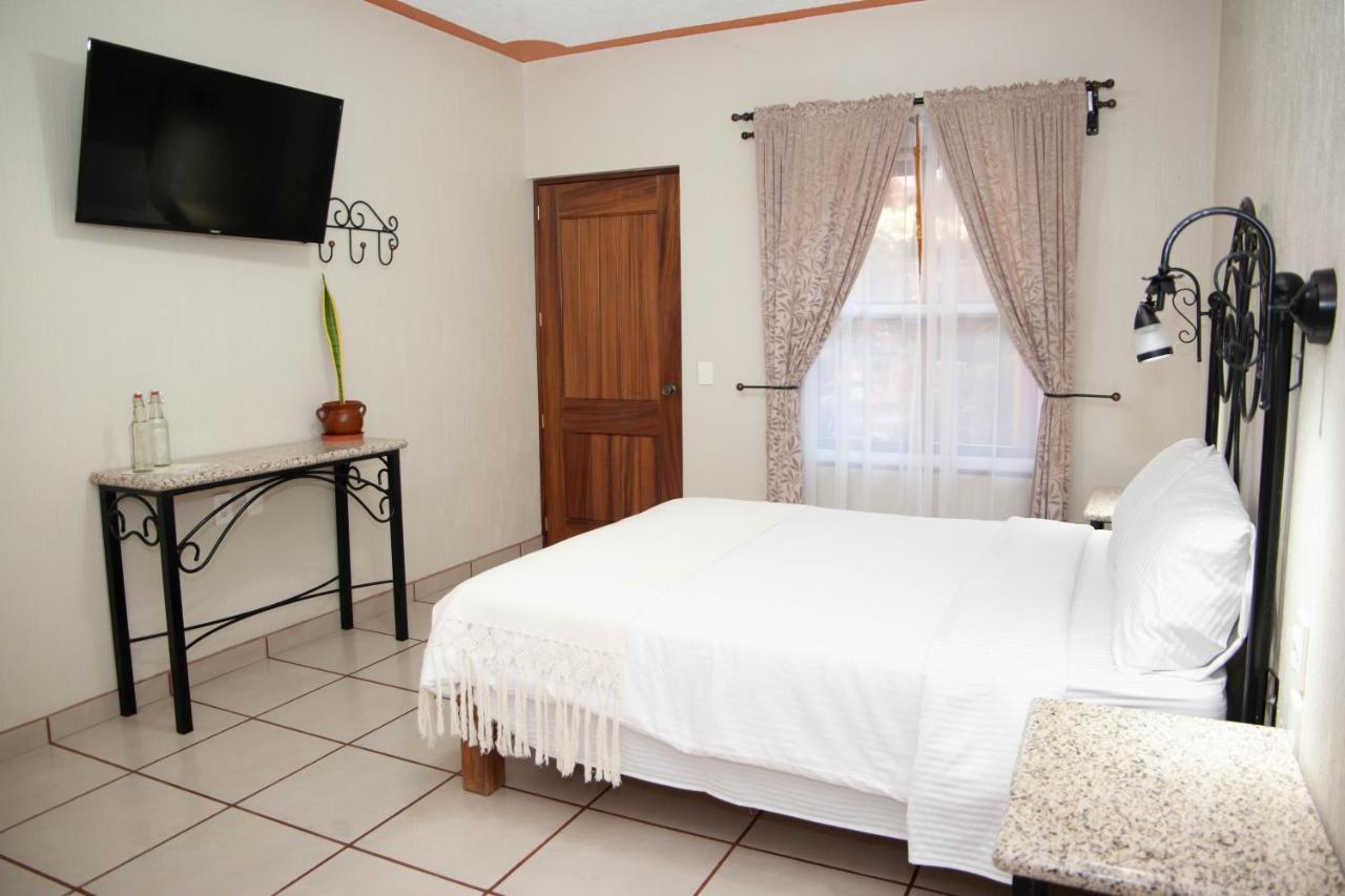 Encanto De La Sierra Hotel Mascota Extérieur photo